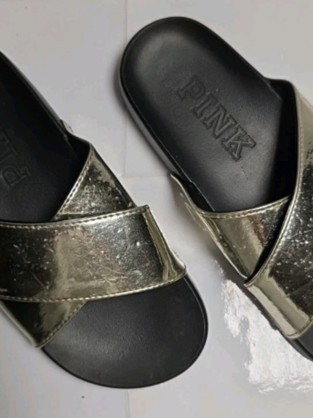 Victoria’s Secret PINK Metallic Gold Cross‑Strap Slide Sandals – Women’s 8